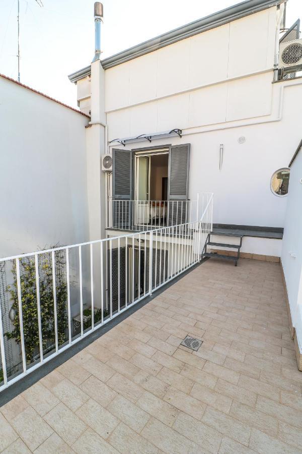 Terrazze Del Lungomare Bed and Breakfast Νάπολη Εξωτερικό φωτογραφία