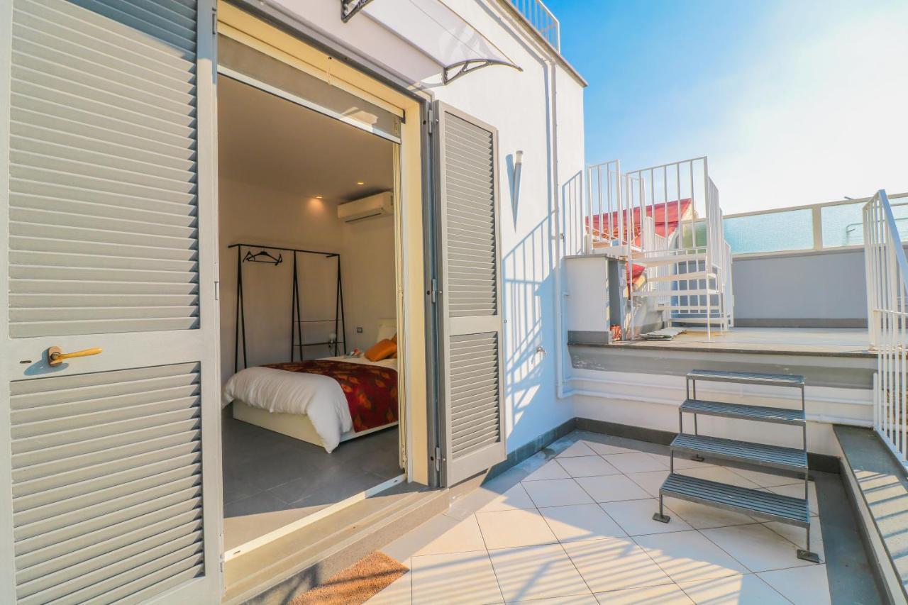 Terrazze Del Lungomare Bed and Breakfast Νάπολη Εξωτερικό φωτογραφία
